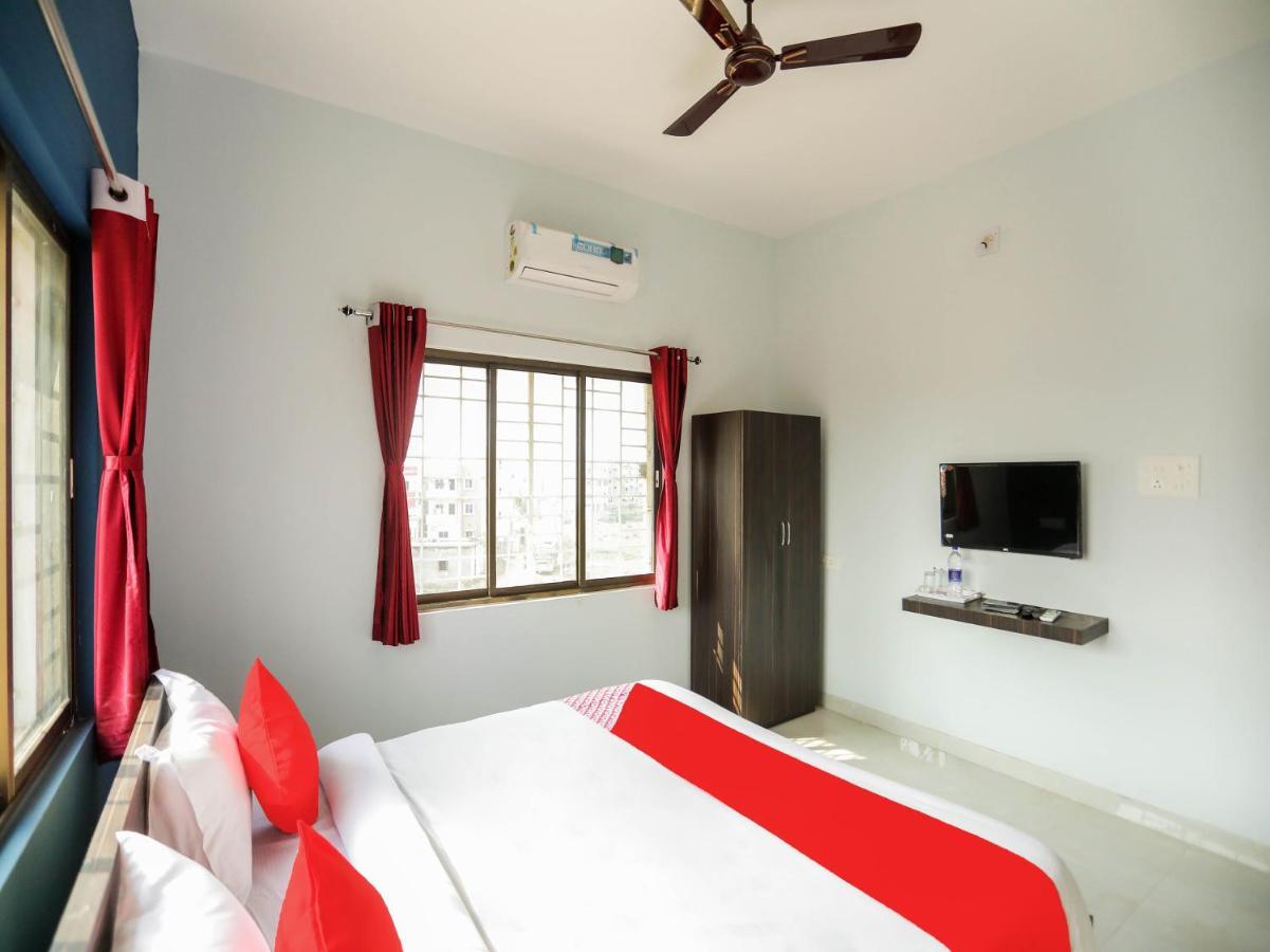 Flagship 76560 Hotel Vanss Bhubaneswar Exterior photo